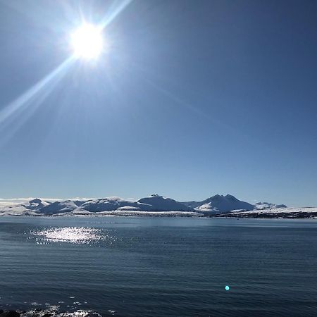 Your Home Away From Home, Apartment 2 Tromsø Buitenkant foto